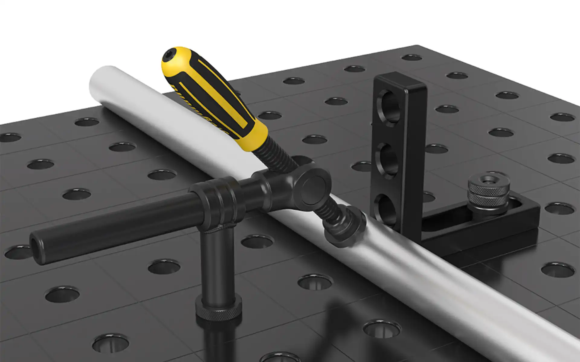 Siegmund Rohrschaubzwinge Universal: in-use on round pipe