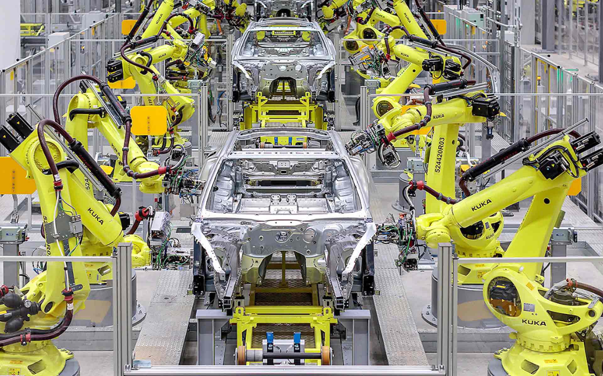 KUKA KR 270 Quantec: in use at Porsche, front