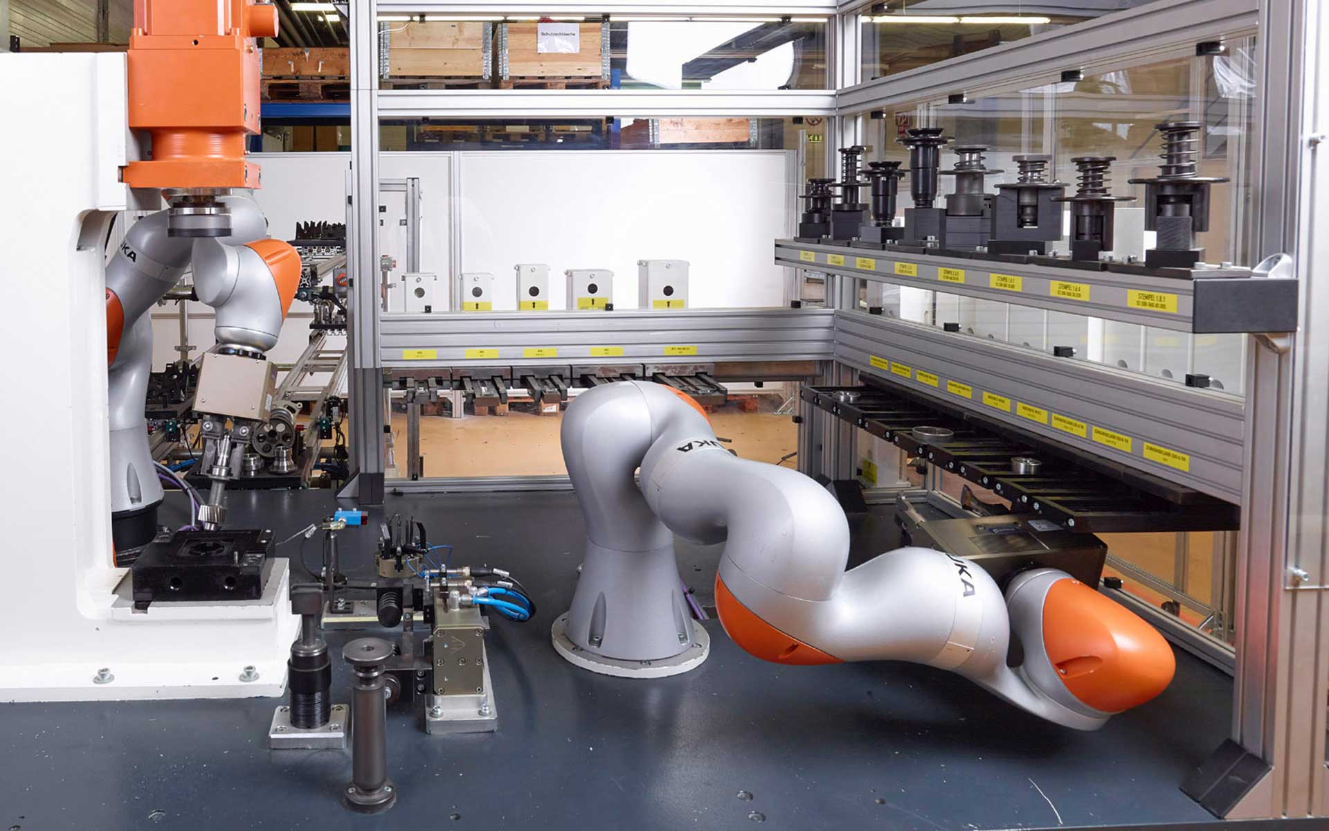KUKA LBR iiwa: in use at lab