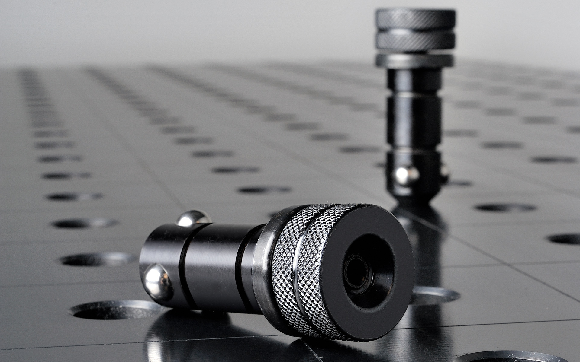 Siegmund Schnellspannbolzen banner